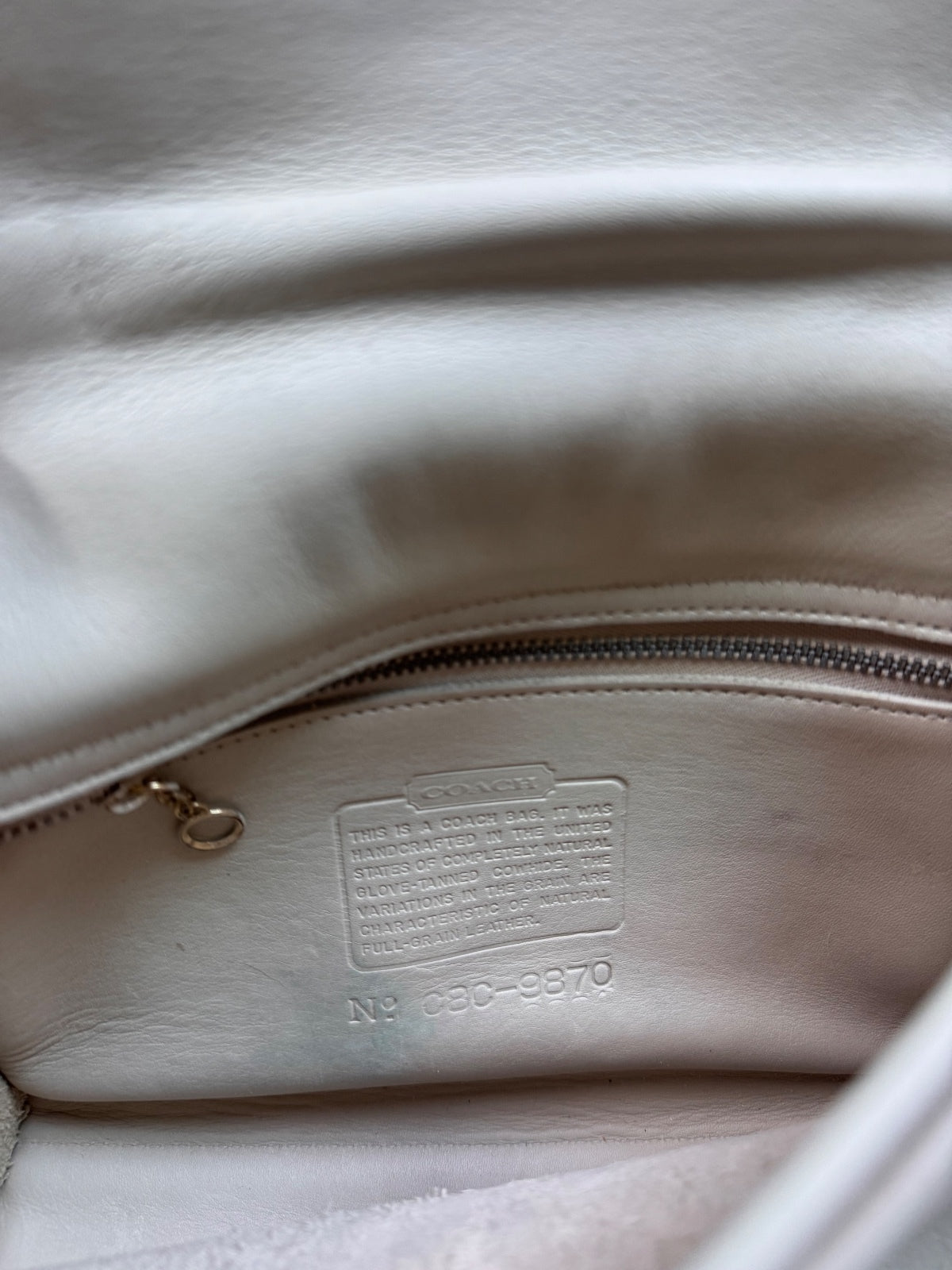 Coach M05D-9636 Vintage Leather Turnlock Crossbody Bag