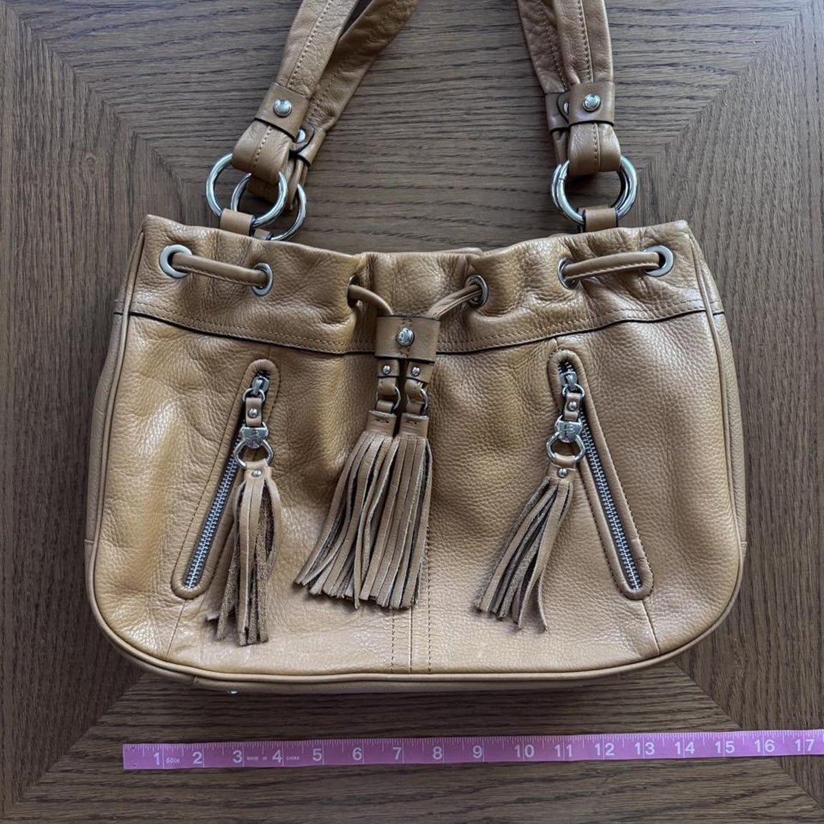 Gorgeous B Makowsky brown leather bucket bag