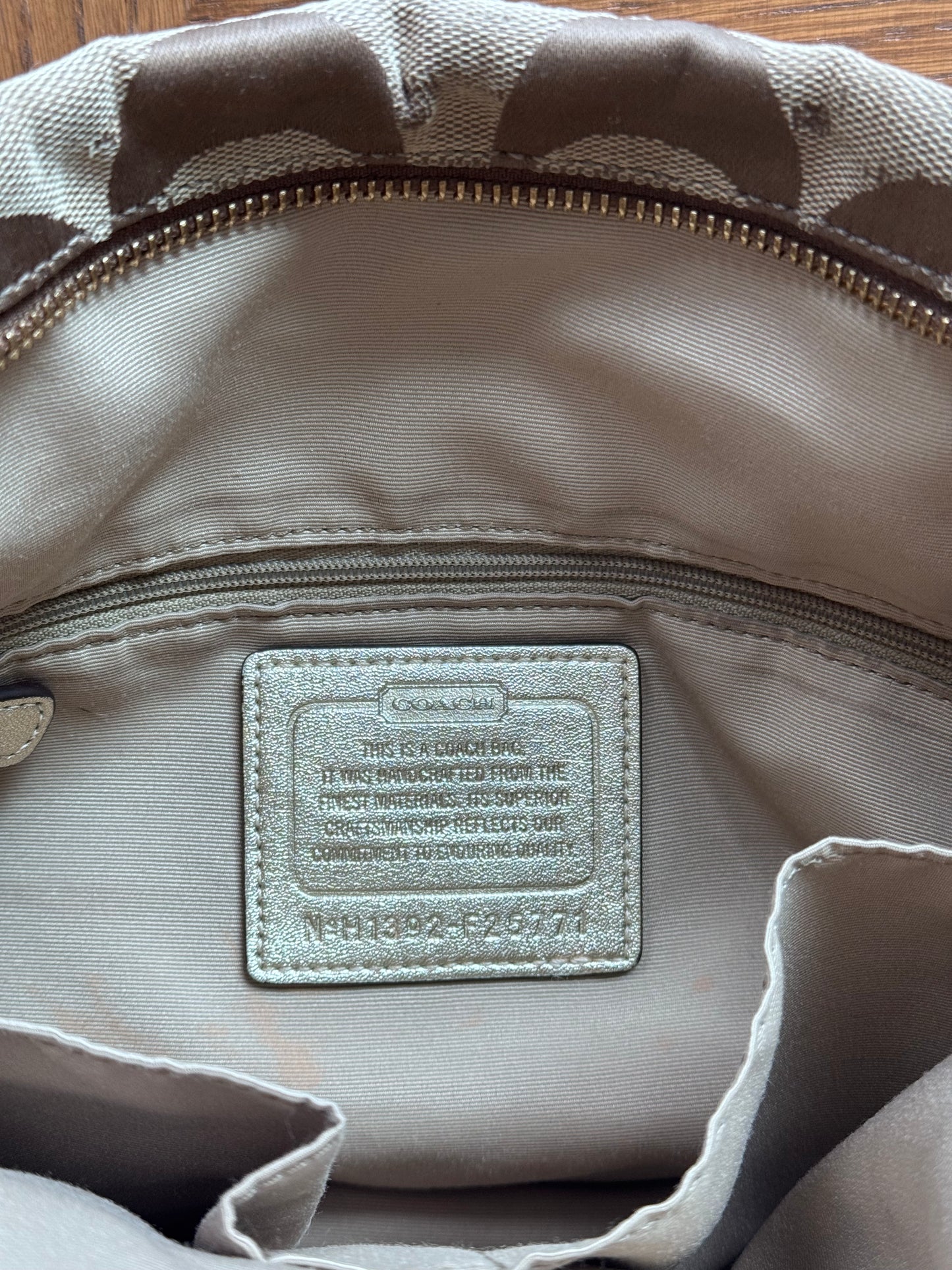 Y2K Coach F25771 signature tote bag in brown and gold