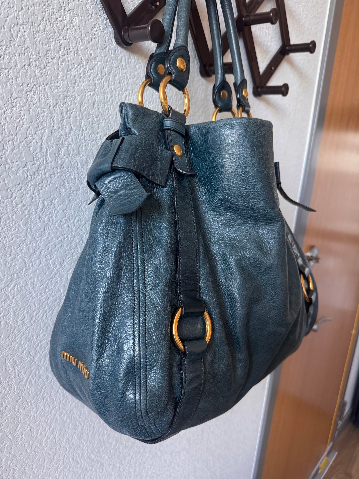 Vintage Miu Miu leather bow shoulder bag