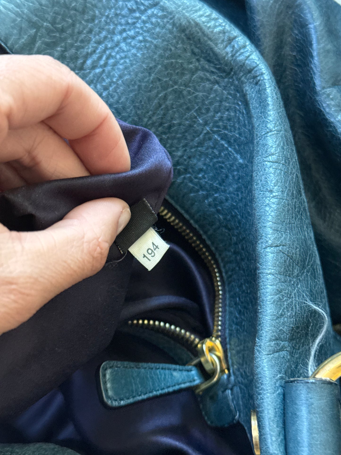 Vintage Miu Miu leather bow shoulder bag