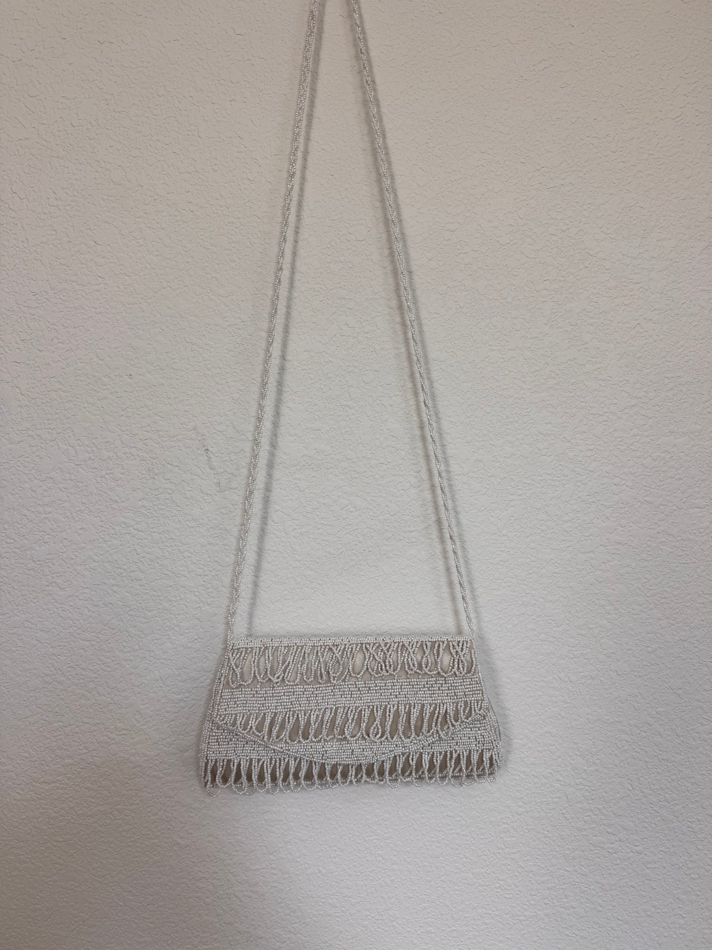 Vintage white beaded fringe shoulder bag