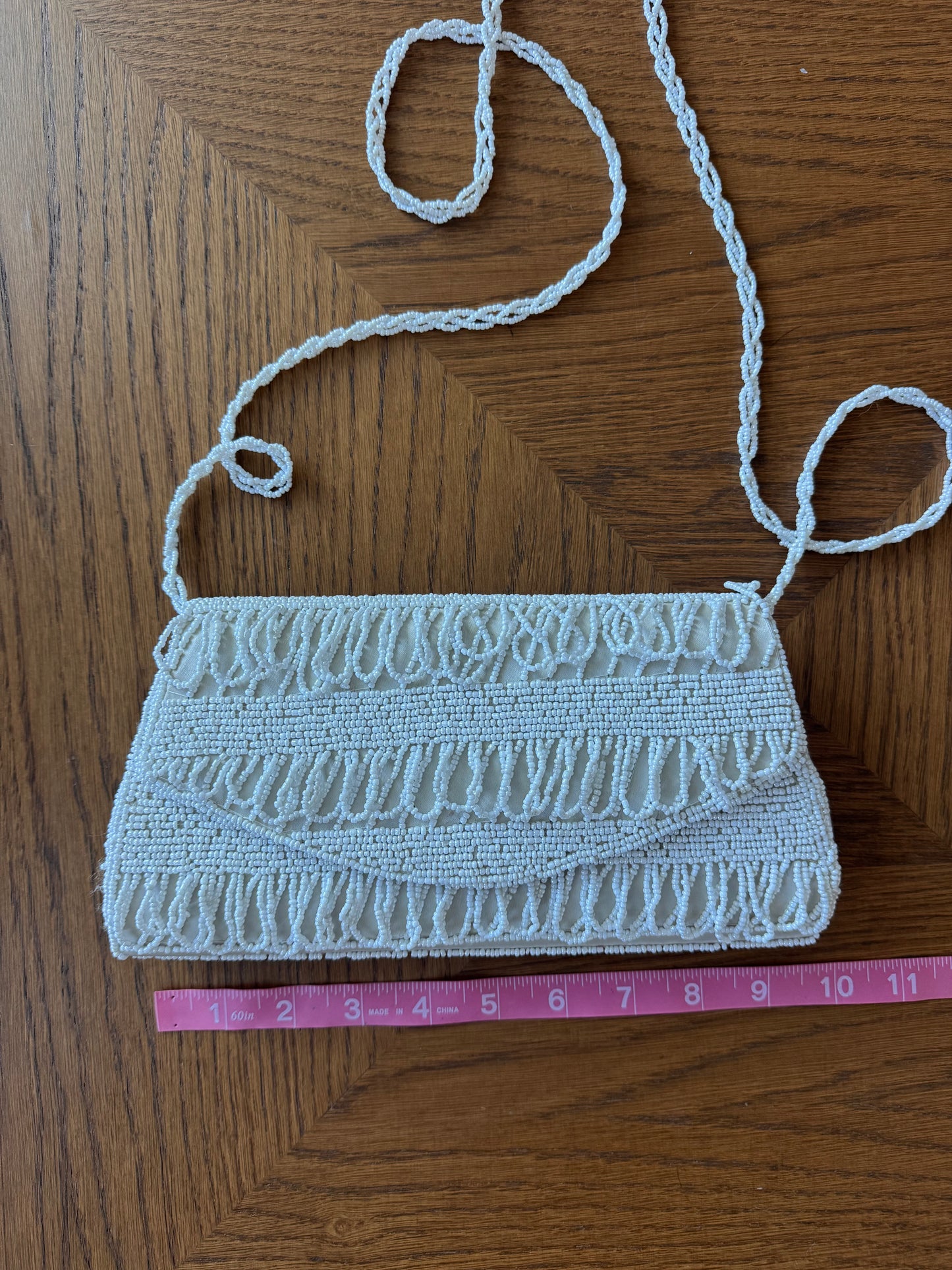 Vintage white beaded fringe shoulder bag