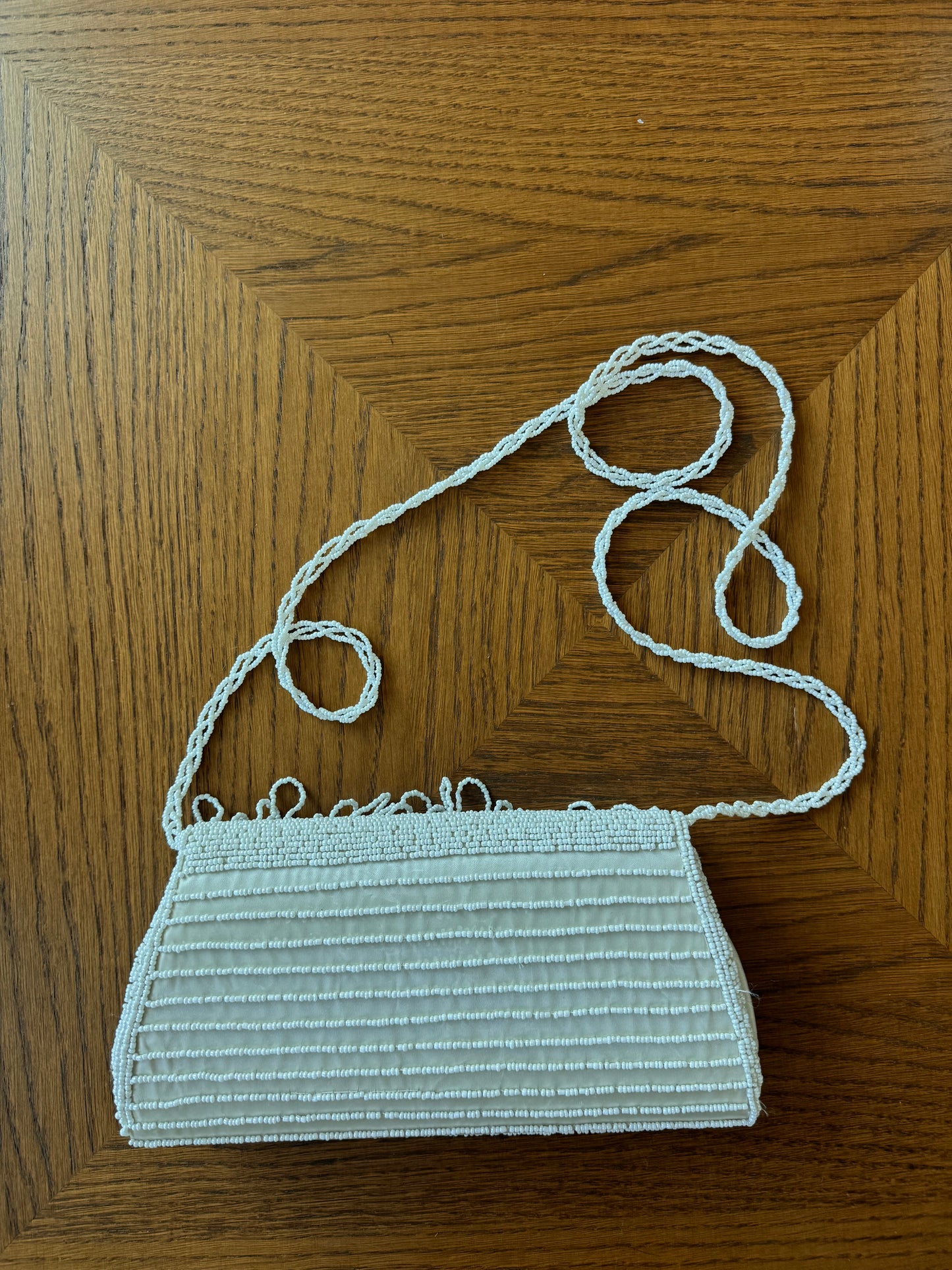 Vintage white beaded fringe shoulder bag