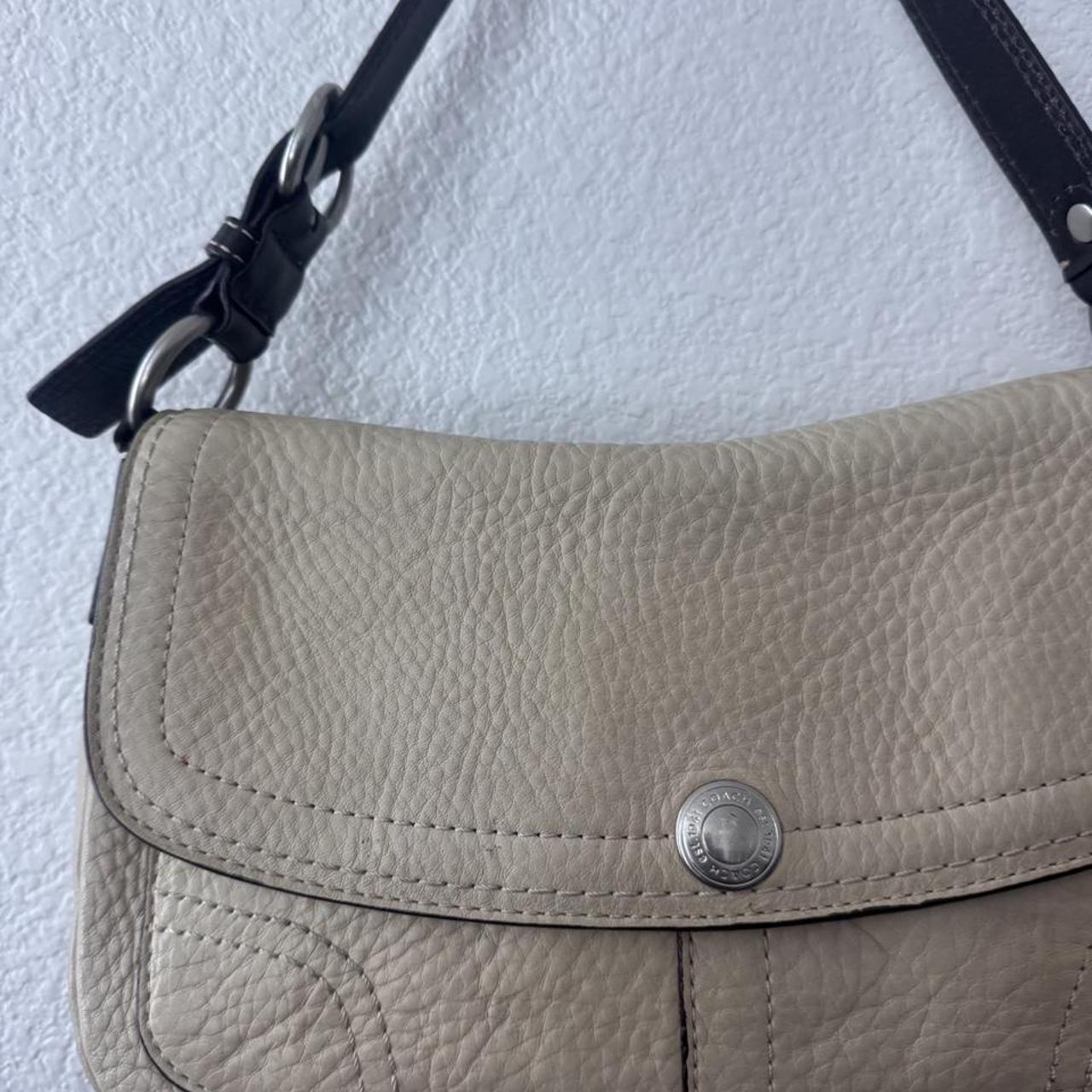 Coach cream pebbled leather shoulder bag Z14703