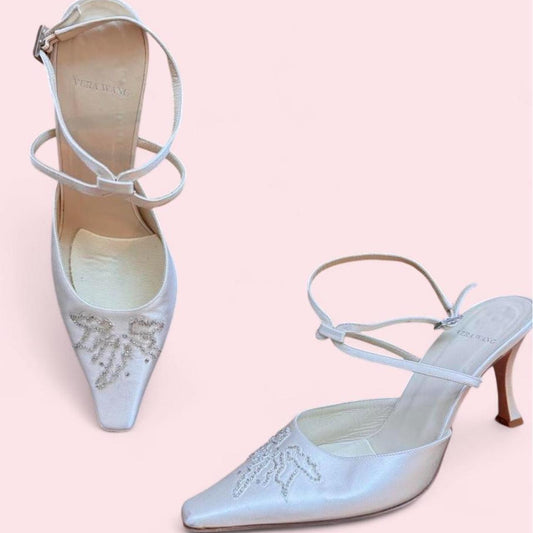 Vintage Vera Wang satin embellished heels 8.5