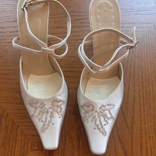 Vintage Vera Wang satin embellished heels 8.5