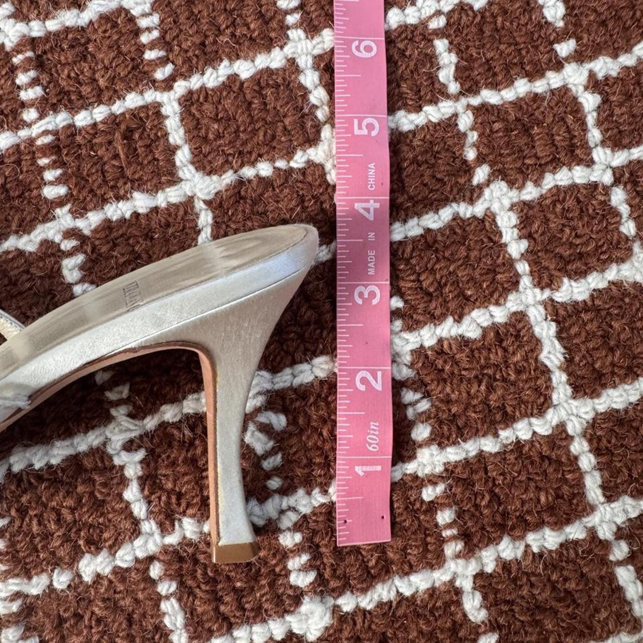 Vintage Vera Wang satin embellished heels 8.5