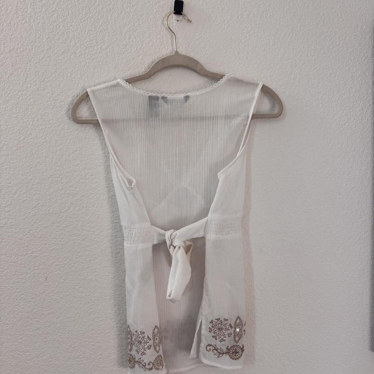 Vintage white embroidered tank S