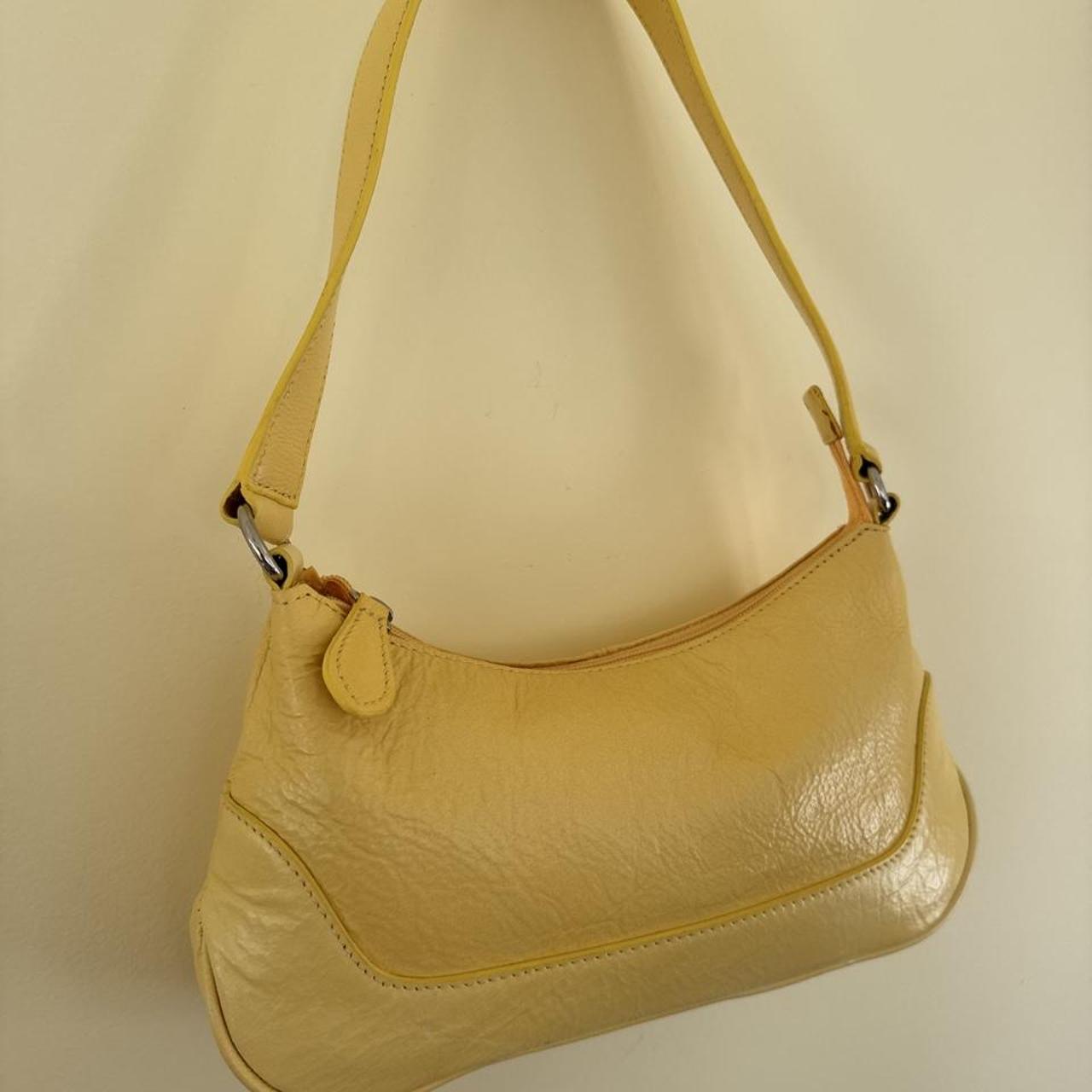 Vintage Wilson’s Leather banana yellow leather shoulder bag