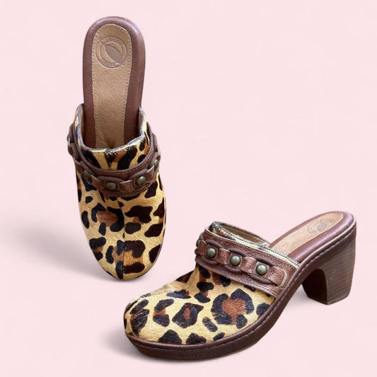 Vintage leopard print mules 8.5