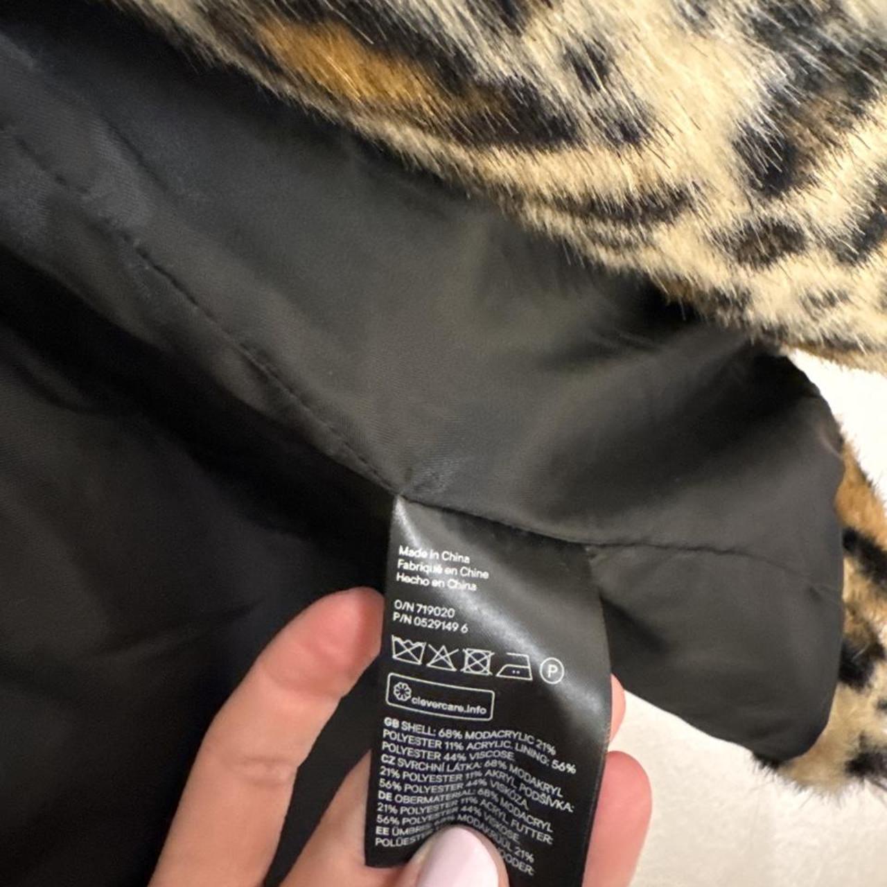 H&M leopard print faux fur coat xs