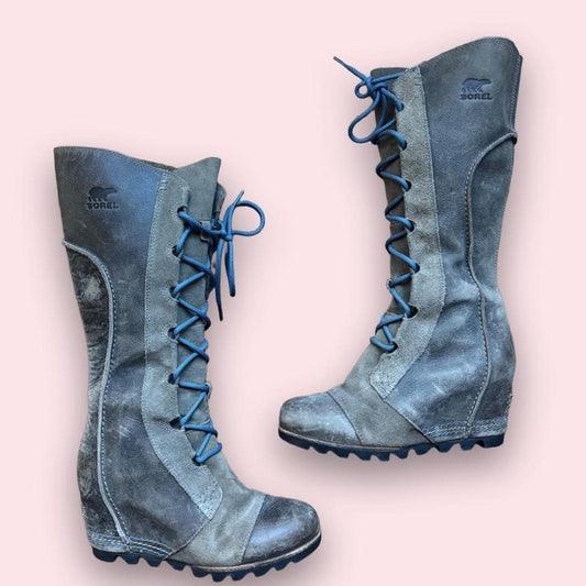 Sorel womens knee high lace up boots 7