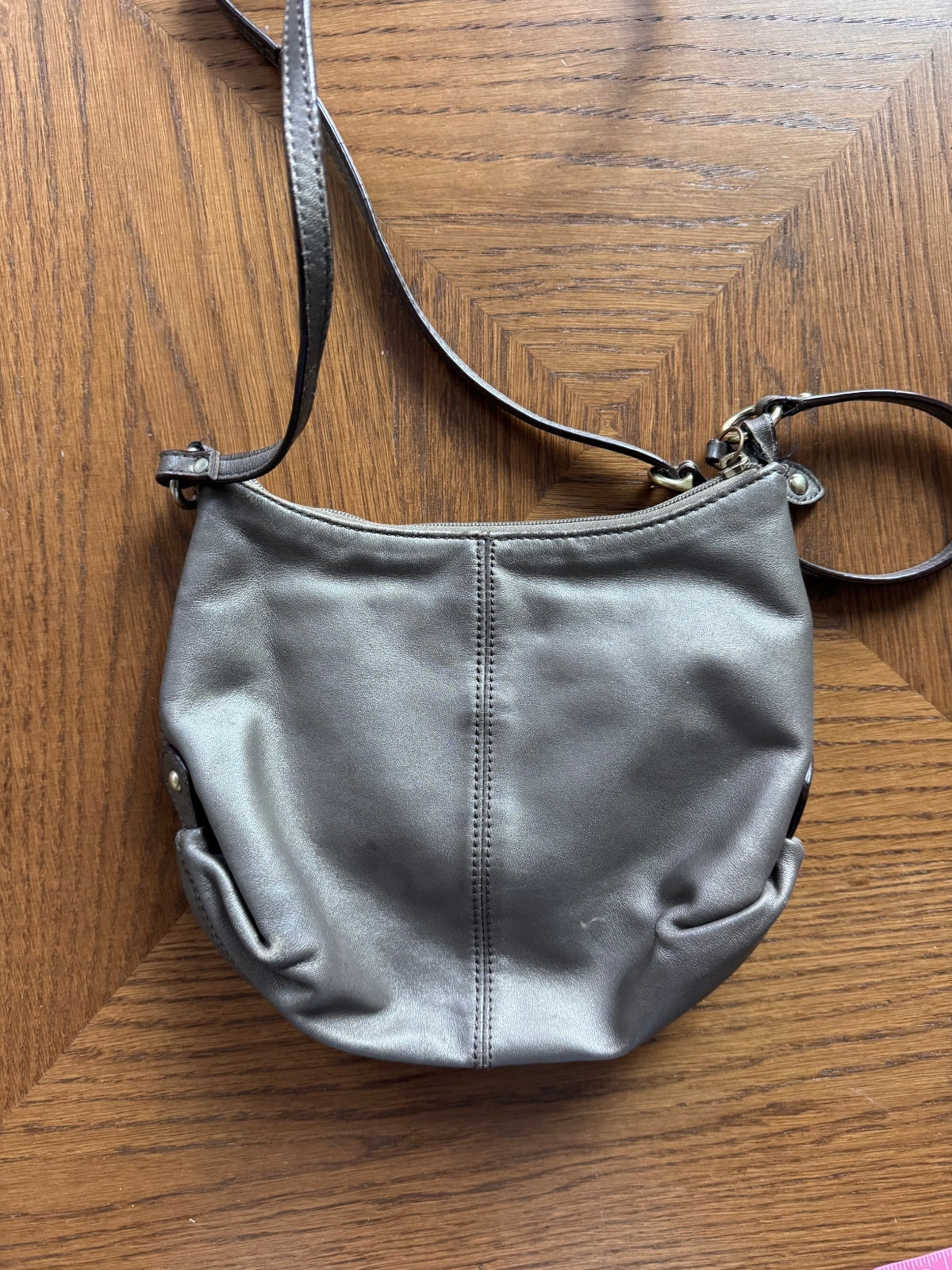Small Coach gray leather crossbody