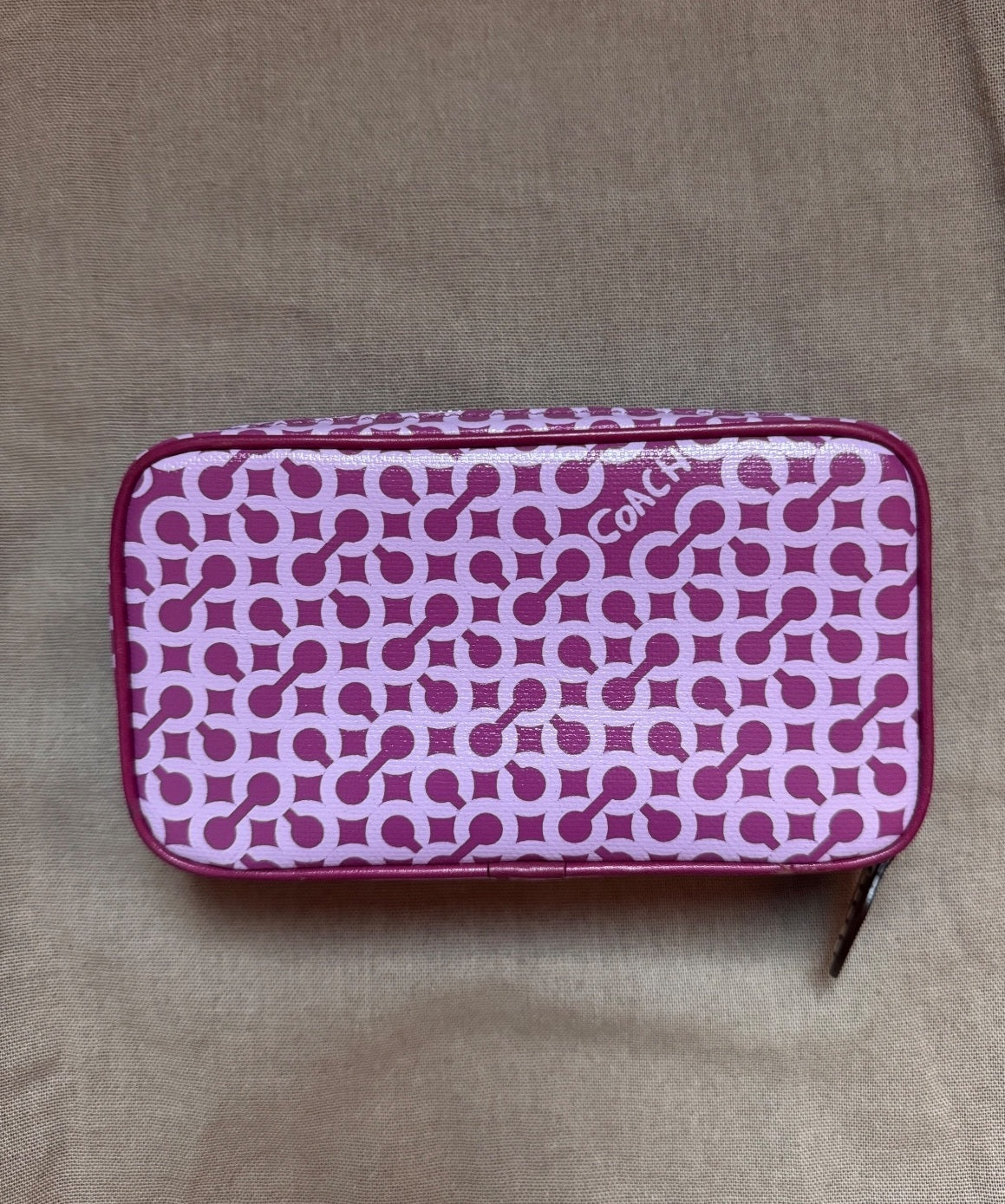Vintage Coach pink Signature monogram jewelry holder