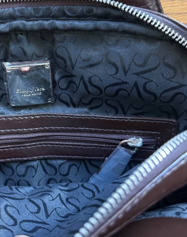 Vintage Simply Vera Vera Wang brown patent handbag